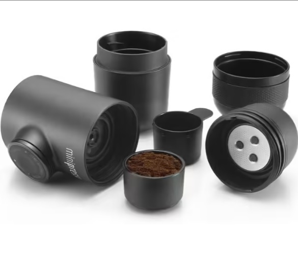 CAFETERA PORTATIL WACACO NEGRA